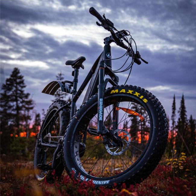 FitNord Rumble 1000S Fatbike 26" Elcykel, Svart (1008 Wh batteri)